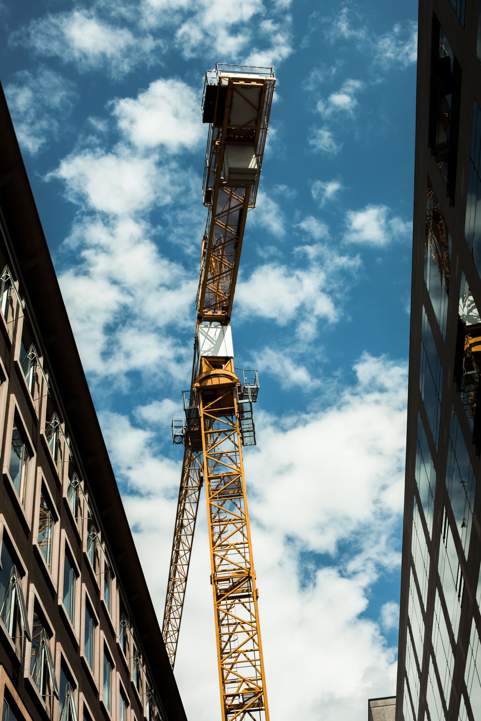 Canon EOS 5D Mark II sample photo. Architecture, building, business photography