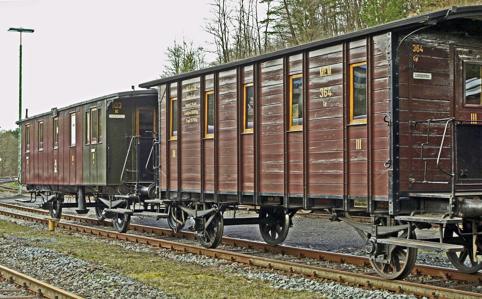 Panasonic Lumix DMC-G1 sample photo. Passenger train car, prussian photography