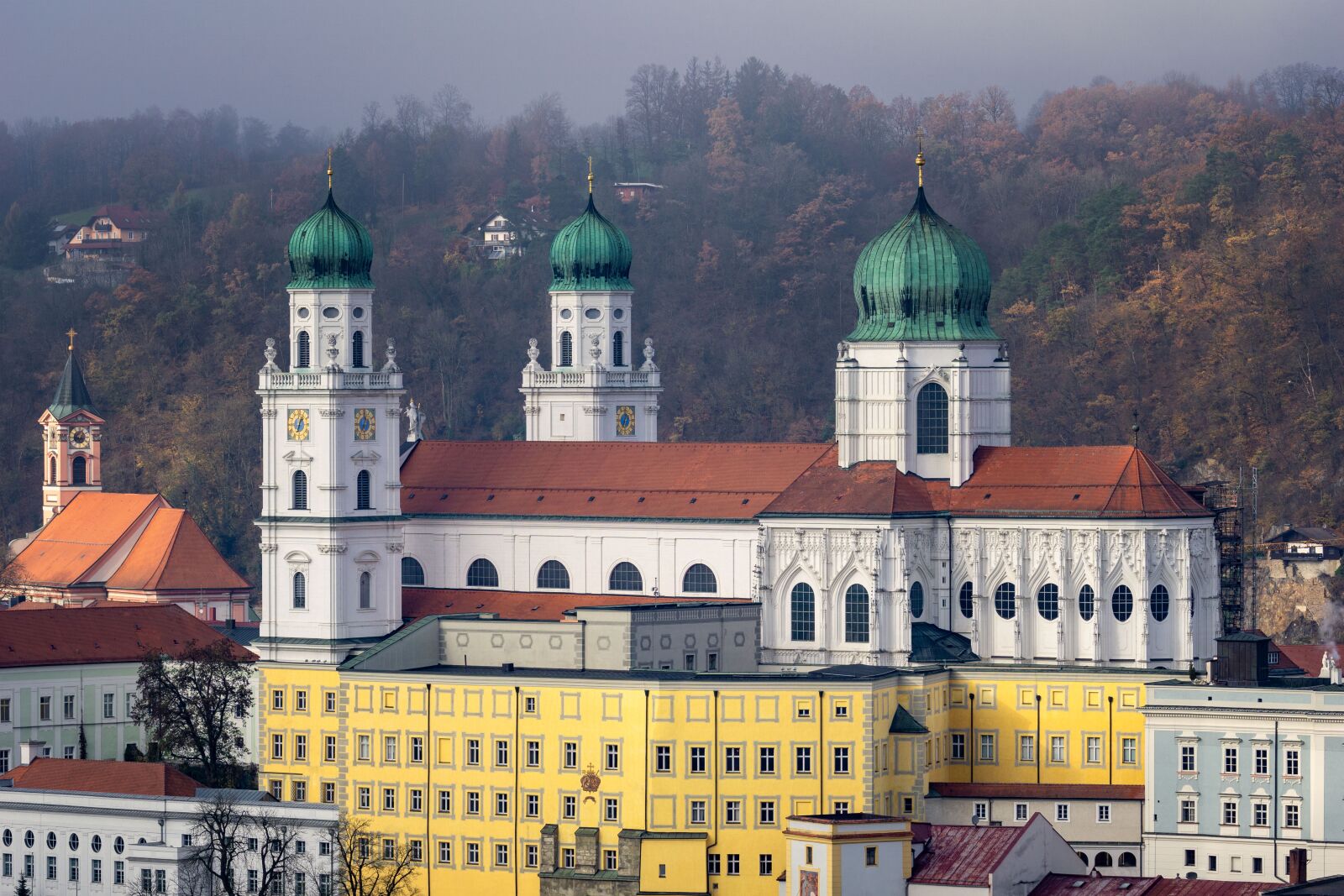 Sony a6000 + Sony FE 70-200mm F4 G OSS sample photo. Passau, dom, st stephan's photography