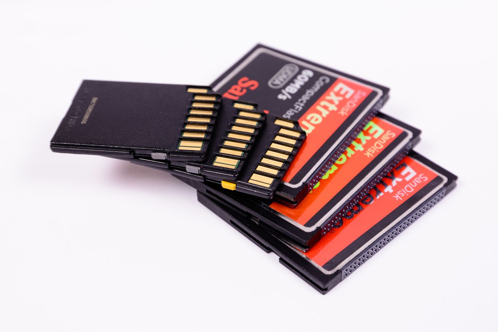 Nikon D7100 sample photo. Memory, memory card, electronics photography