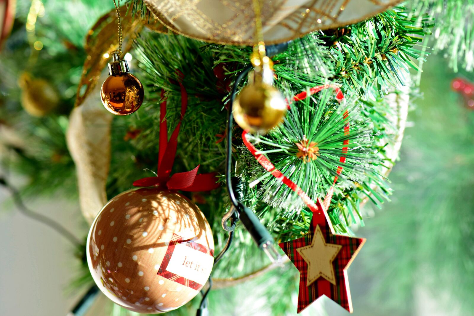 Nikon D5300 sample photo. Christmas, decoration, bauble photography