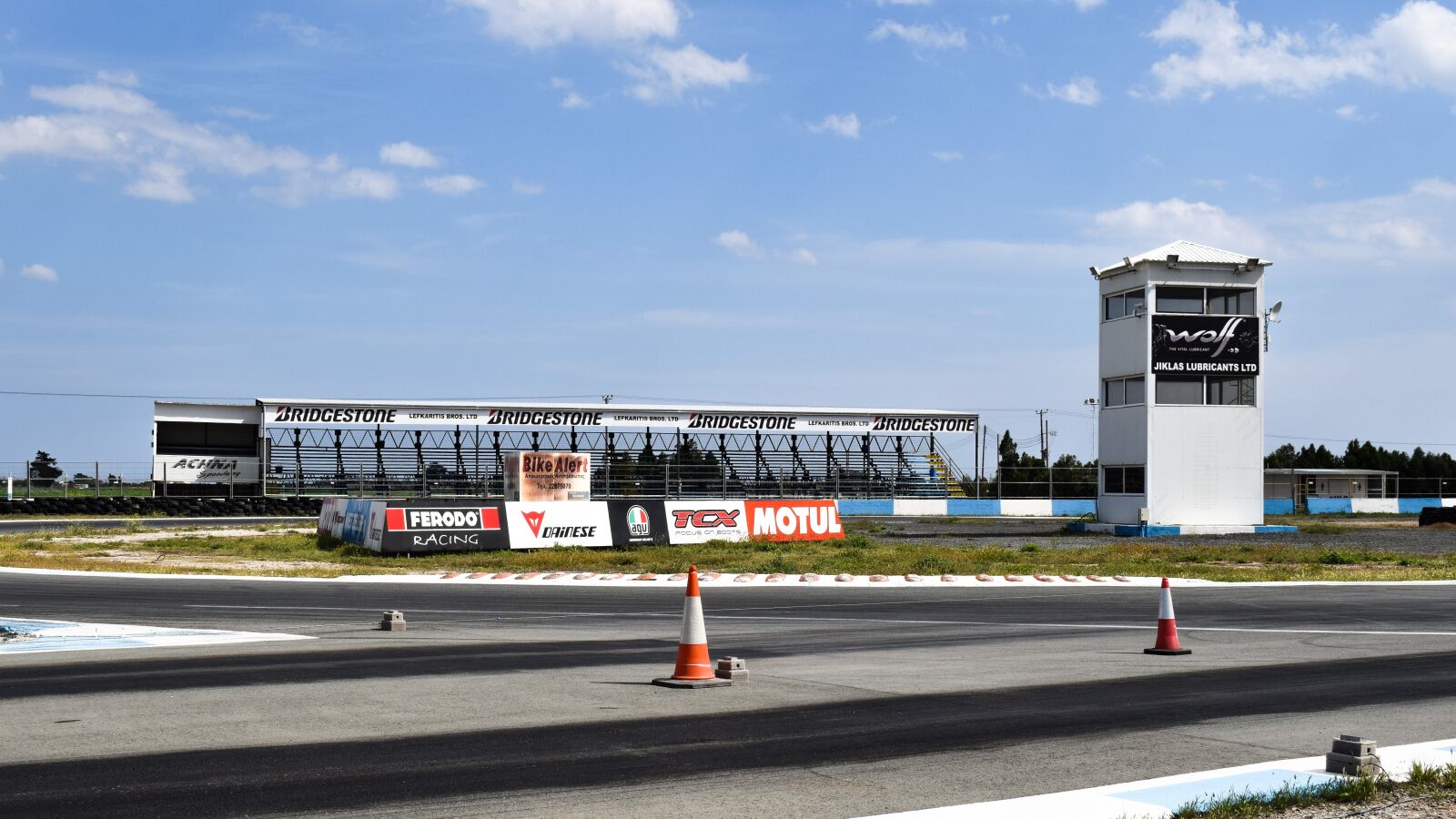 Nikon D3300 sample photo. Car racing track, stands photography