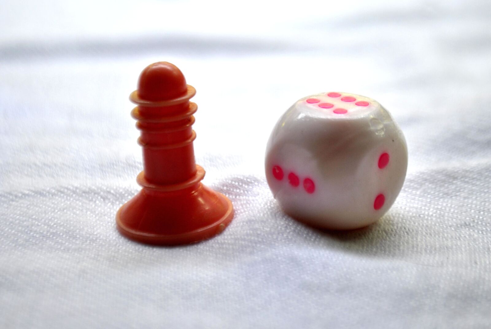 Nikon D3000 sample photo. Cube, dice, game, plastic photography