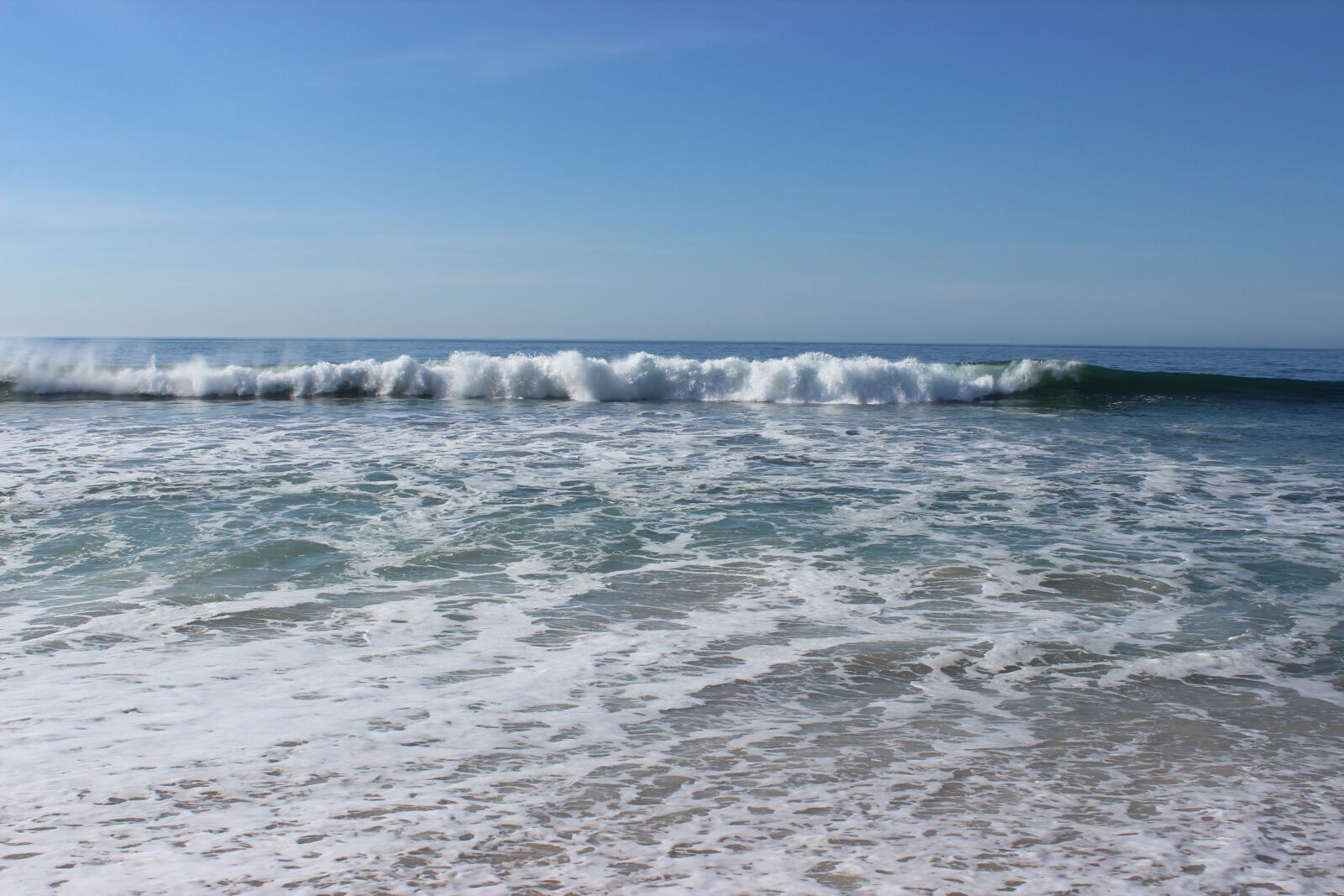 Canon EOS 600D (Rebel EOS T3i / EOS Kiss X5) sample photo. Beach, sea, sun photography