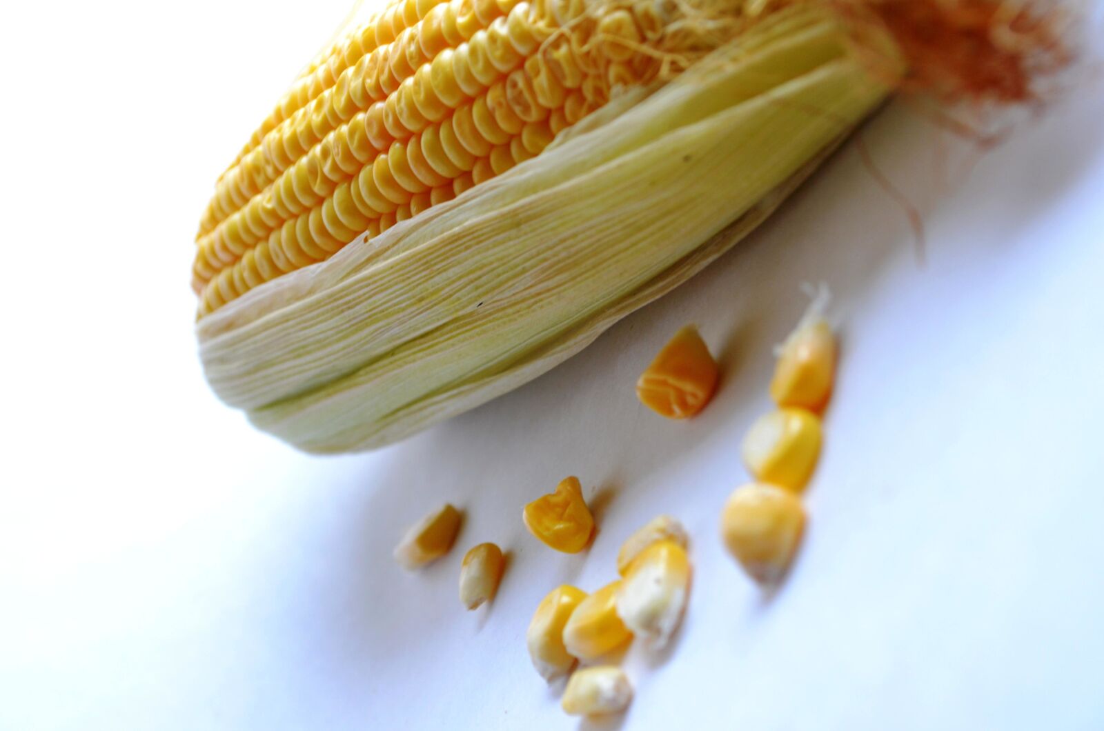 Nikon D5100 sample photo. Grain, corn, fruit, food photography