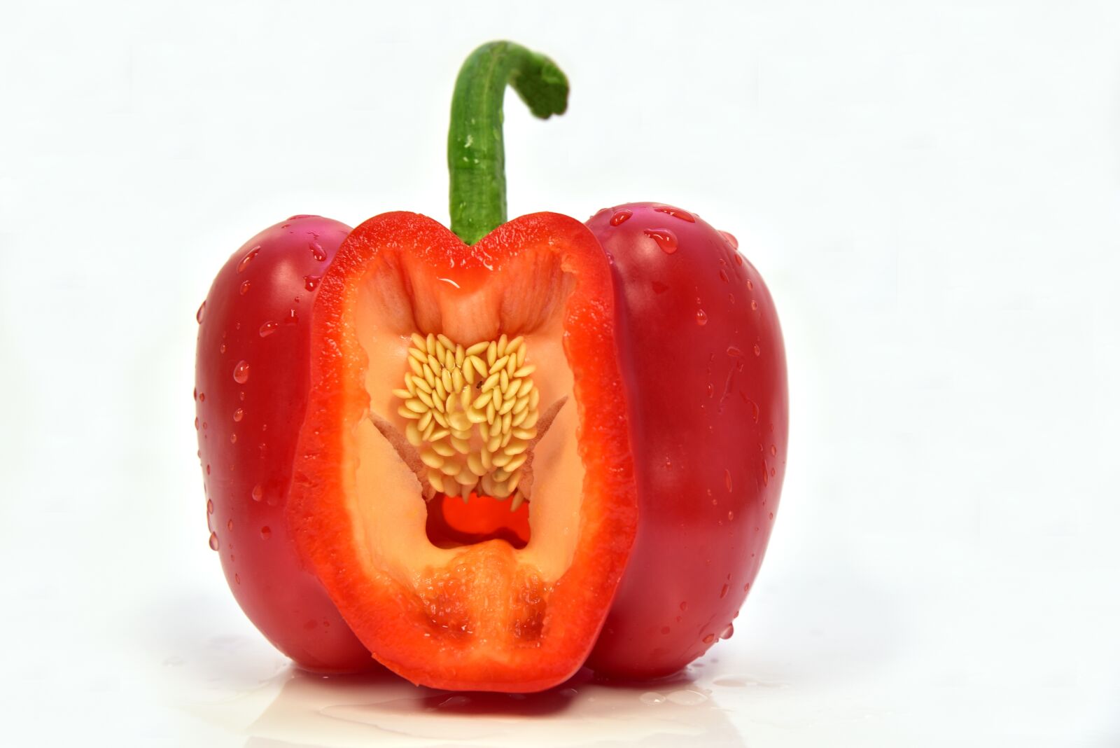 Nikon D750 sample photo. Paprika, red, vegetables photography