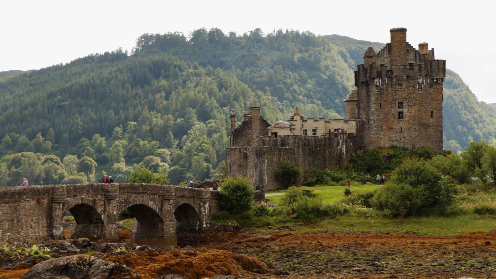 Canon EF-S 18-135mm F3.5-5.6 IS USM sample photo. Scotland, borg, fortress photography