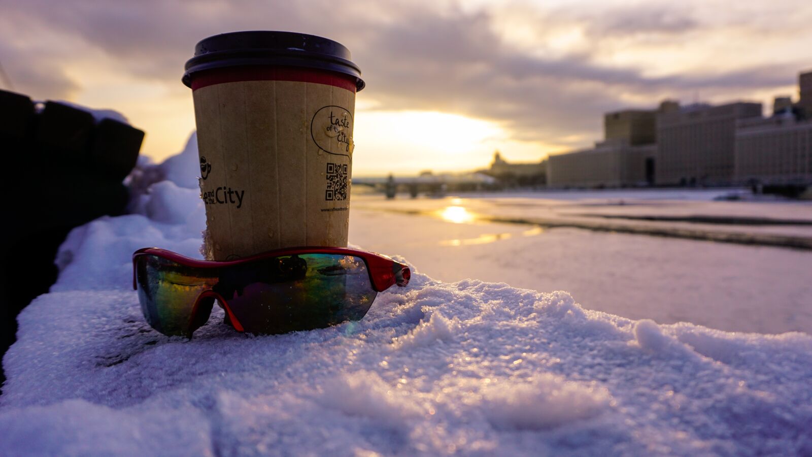 Sony E 16-50mm F3.5-5.6 PZ OSS sample photo. Outdoors, water, winter photography