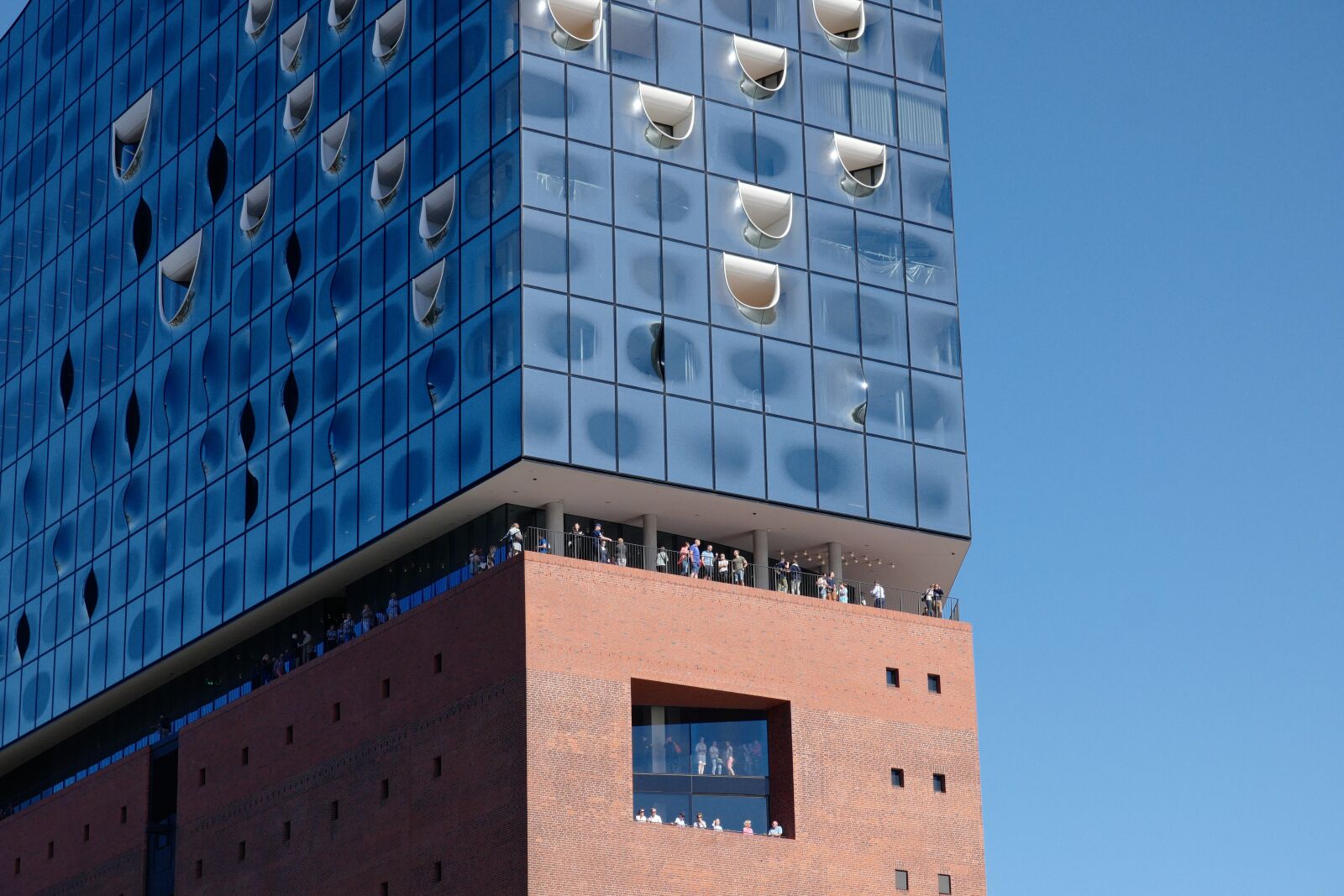 Vario-Elmar TL 1:3.5-5.6 / 18-56 ASPH. sample photo. Elbe philharmonic hall, hamburg photography
