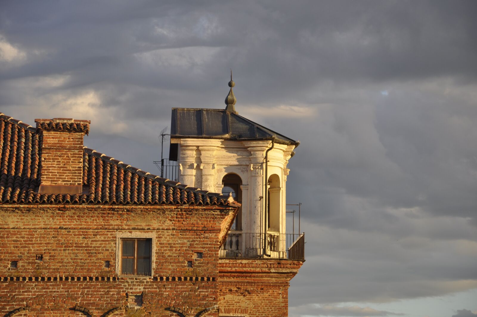 Nikon D5000 sample photo. Architecture, castle, travel photography