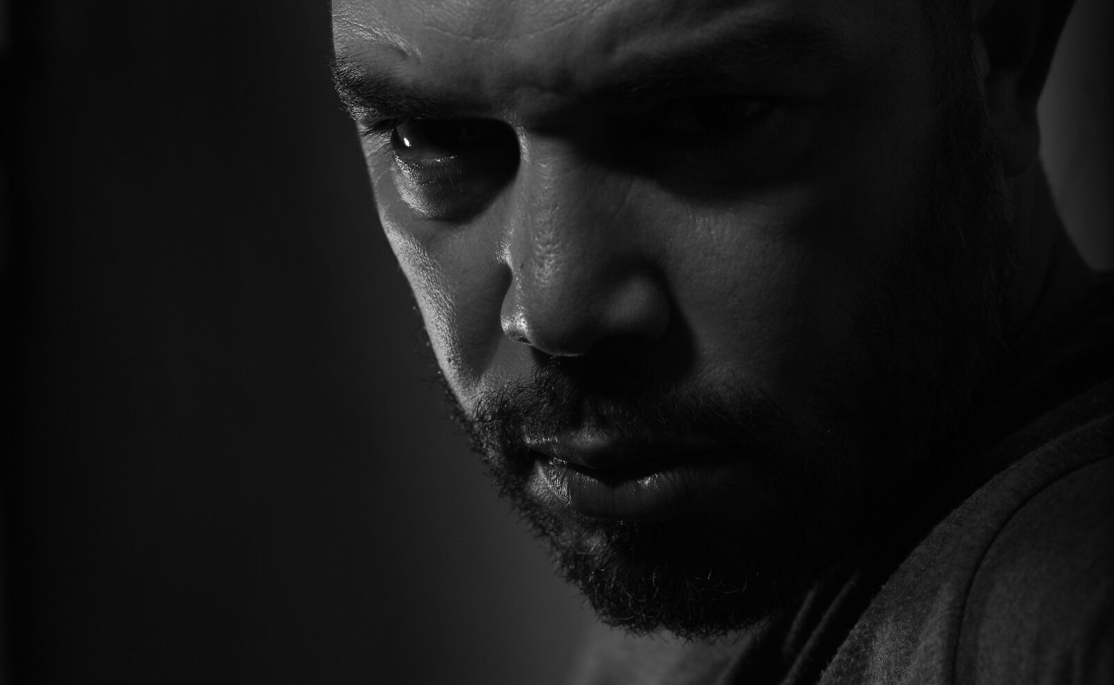 Canon EOS-1Ds Mark III sample photo. Portrait, face, black photography