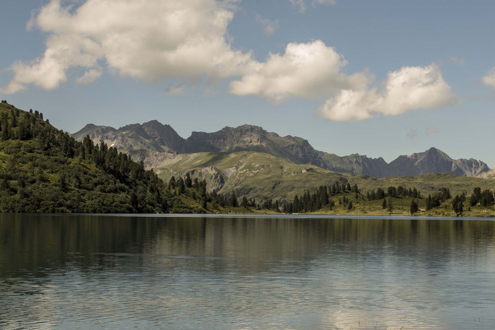 Canon EOS 1100D (EOS Rebel T3 / EOS Kiss X50) sample photo. Mountains, switzerland, lake photography