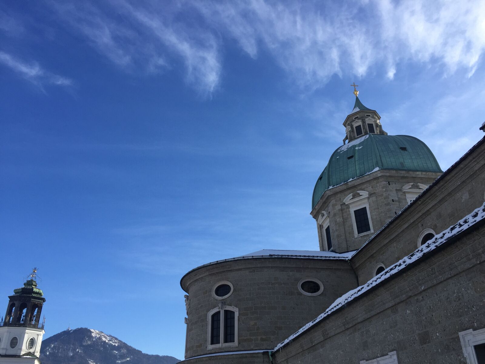 iPhone 6 back camera 4.15mm f/2.2 sample photo. Sky, air, winter photography