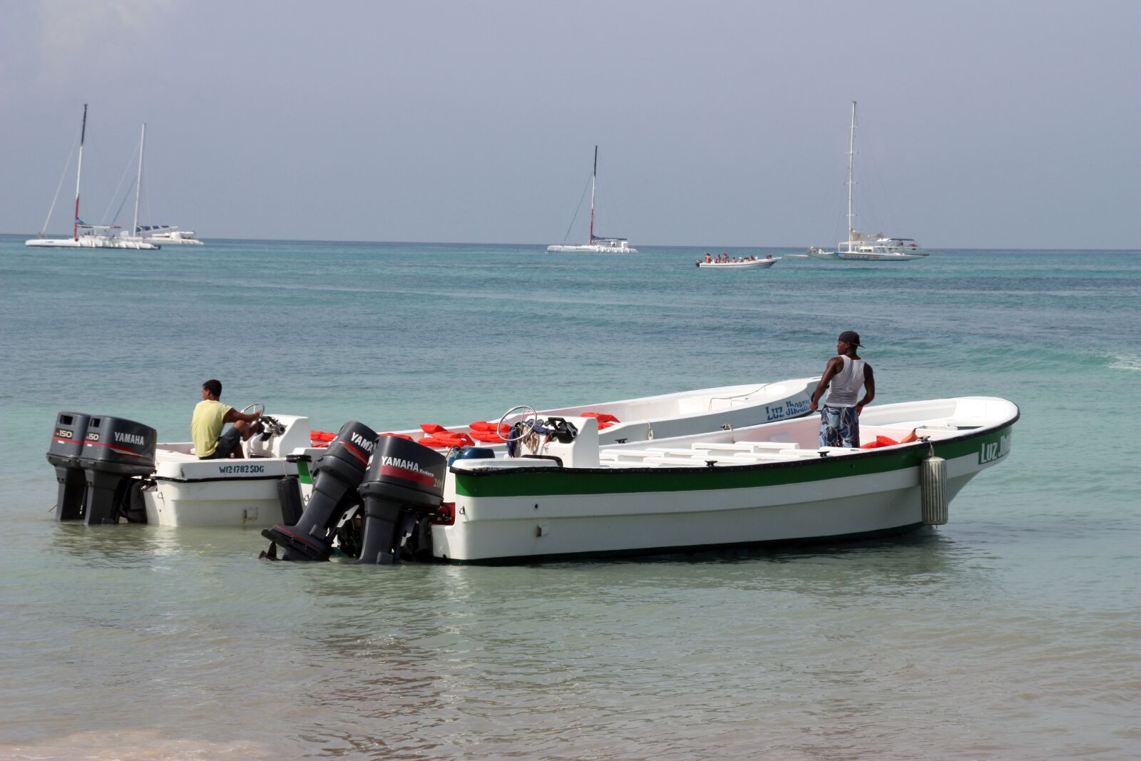 Canon EOS 450D (EOS Rebel XSi / EOS Kiss X2) sample photo. Sea, water, boat photography