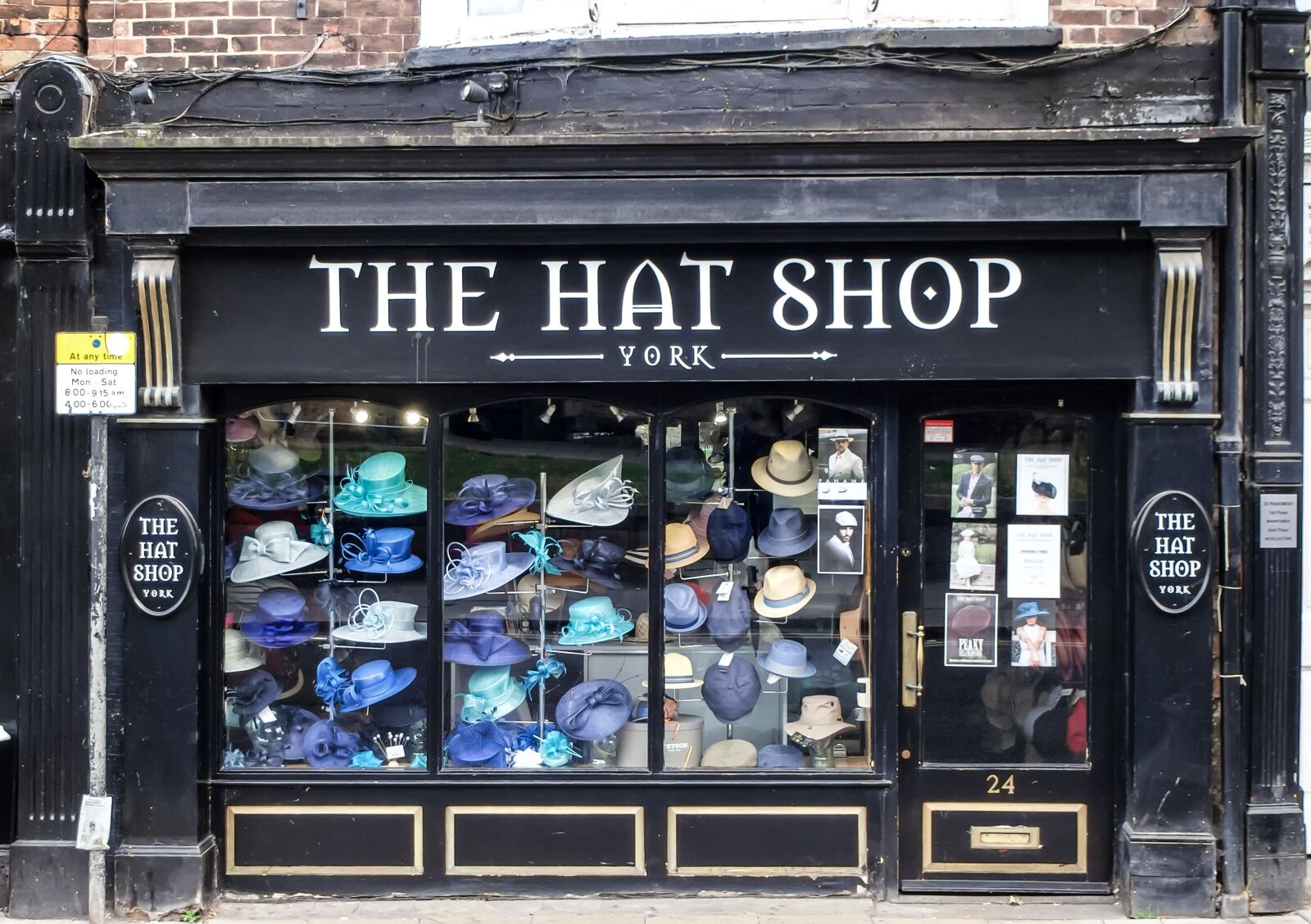 Olympus OM-D E-M10 sample photo. Hats, music, england photography