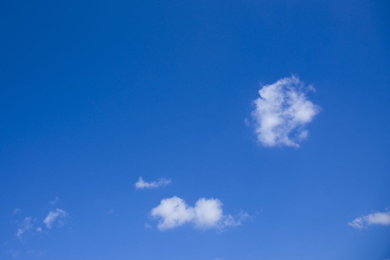 Sony Alpha DSLR-A850 sample photo. Sky, cloud, air photography