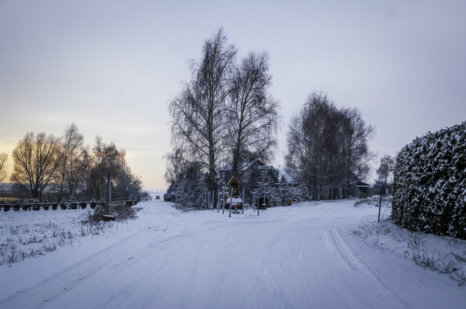 KONICA MINOLTA DYNAX 7D sample photo. Calm, cold, countryside, outdoors photography