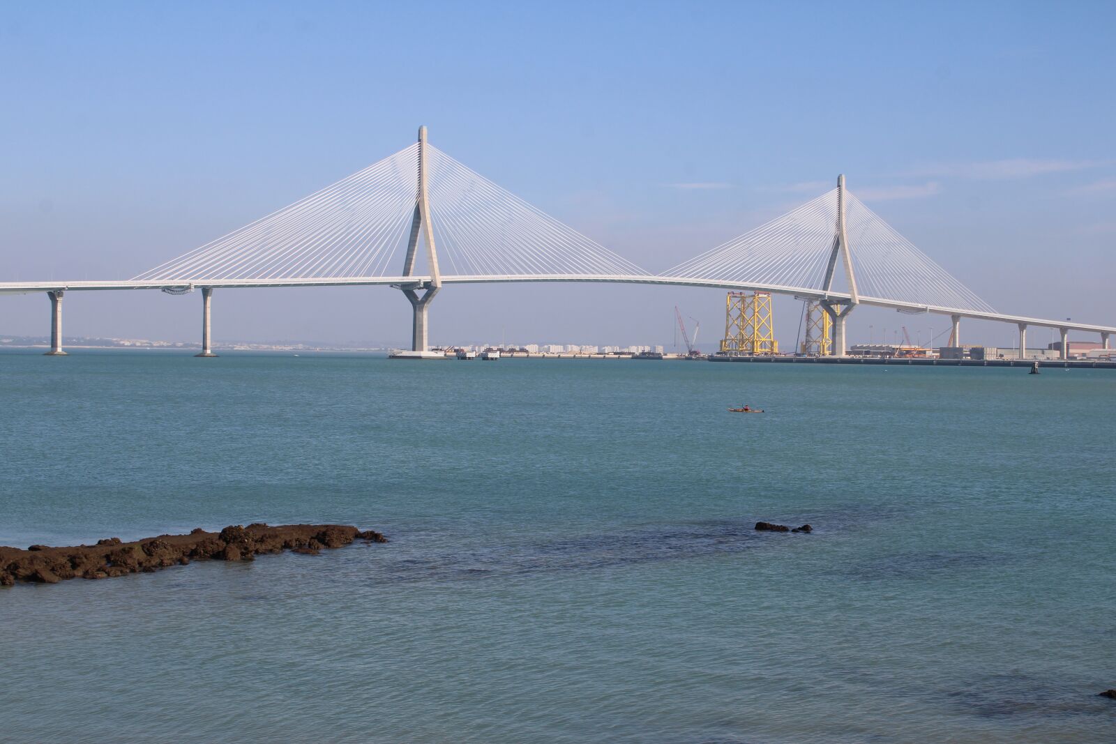 Canon EOS 2000D (EOS Rebel T7 / EOS Kiss X90 / EOS 1500D) sample photo. Cadiz, bridge, bridge of photography