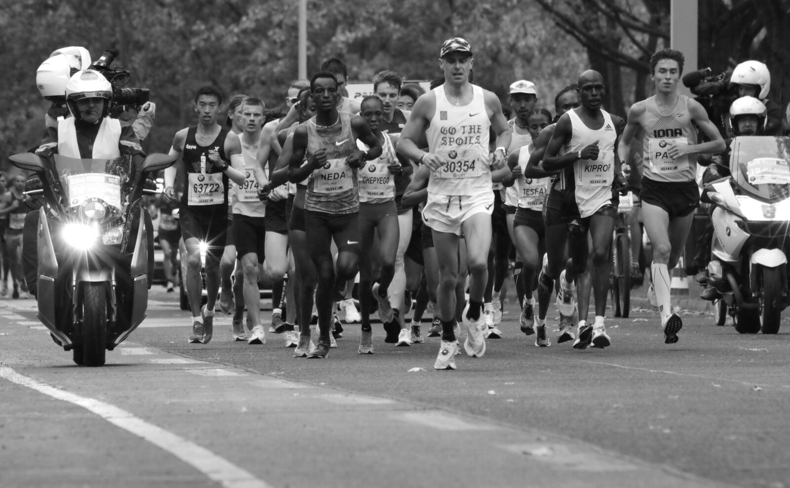 Pentax K-30 sample photo. Marathon, competition, sport photography