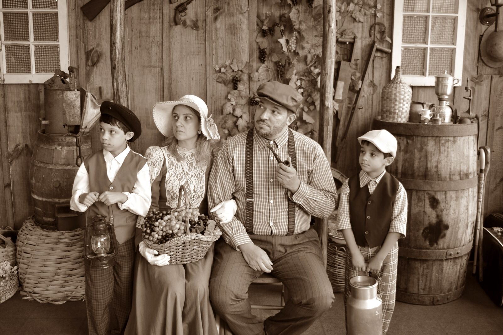 Nikon D3100 sample photo. Family, time, immigrants photography