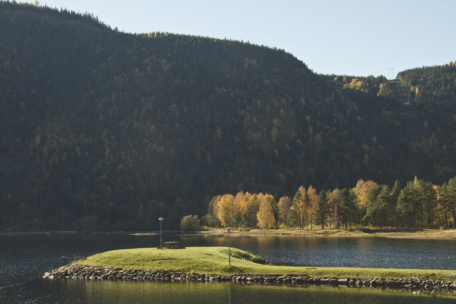 Canon EOS 7D sample photo. Field, nature, lake photography