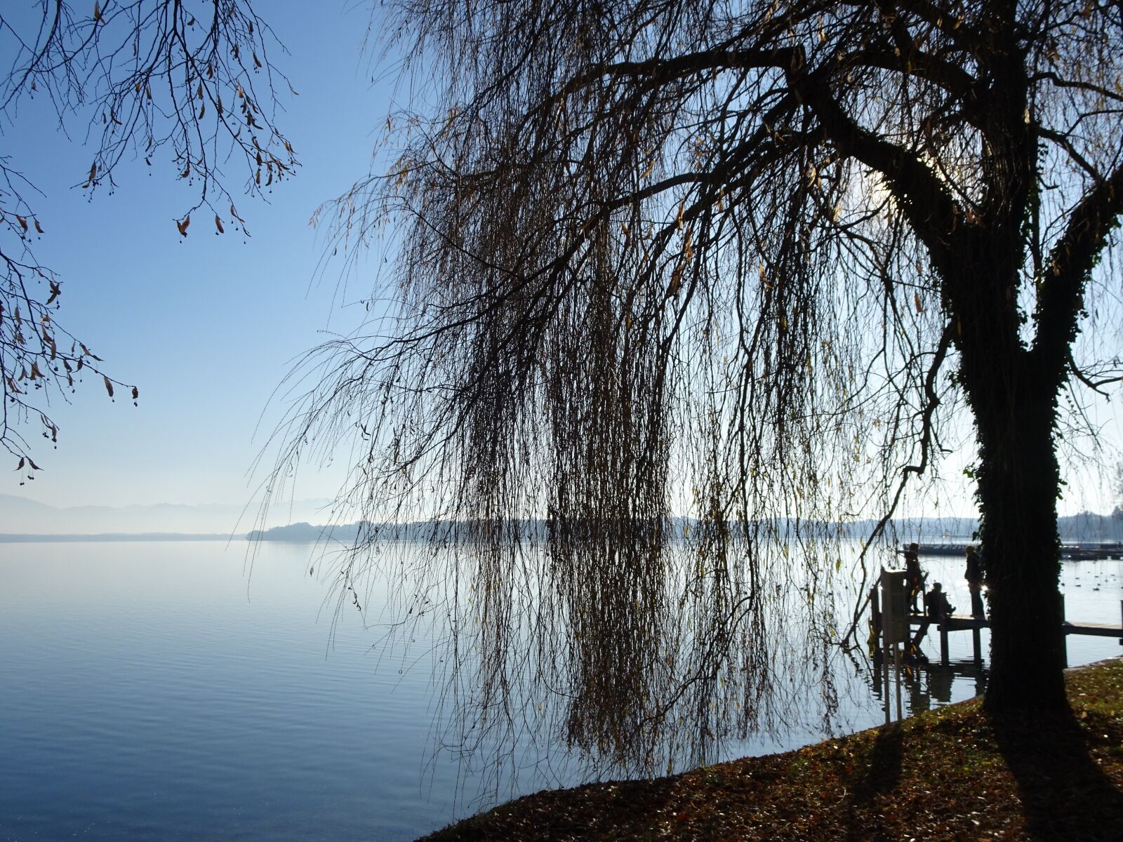 Sony DSC-HX90 sample photo. Starnberger lake, lake, rest photography