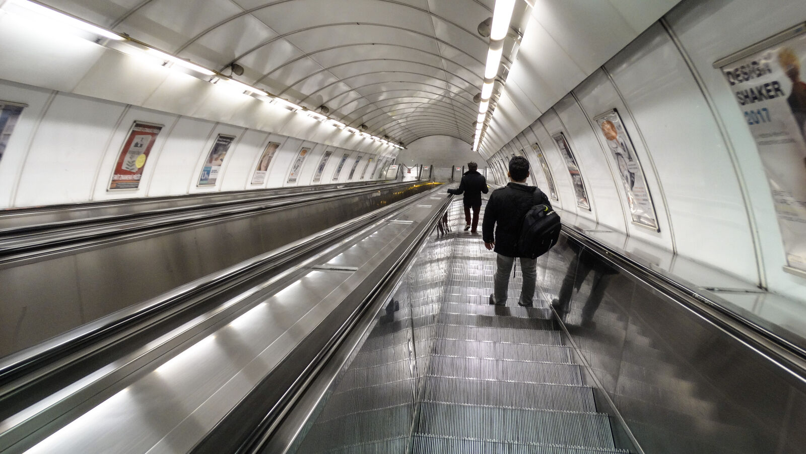 Sony Cyber-shot DSC-HX300 sample photo. Metro photography