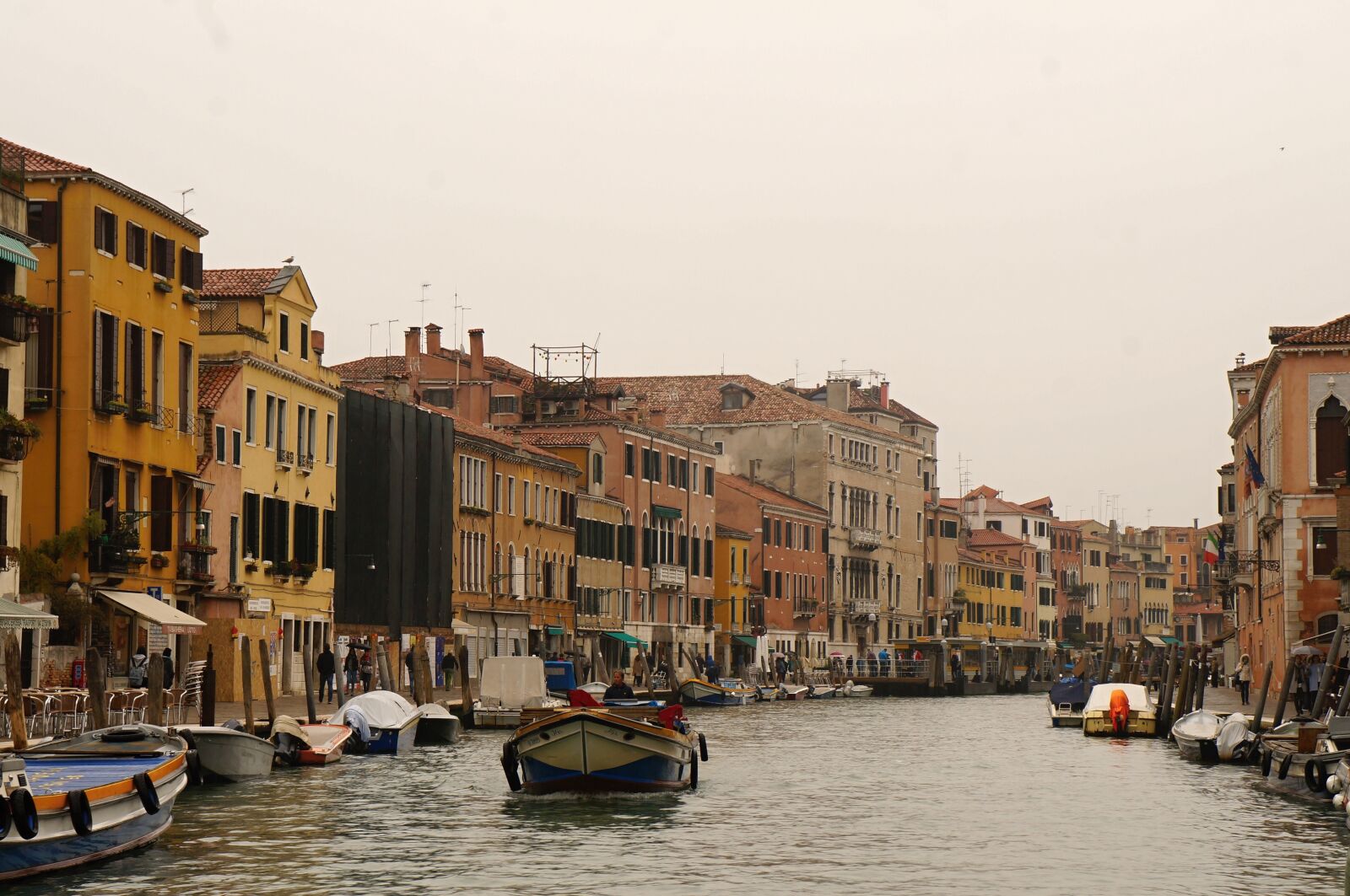 Sony Alpha NEX-F3 + Sony E 18-55mm F3.5-5.6 OSS sample photo. Venice, italy, venezia photography