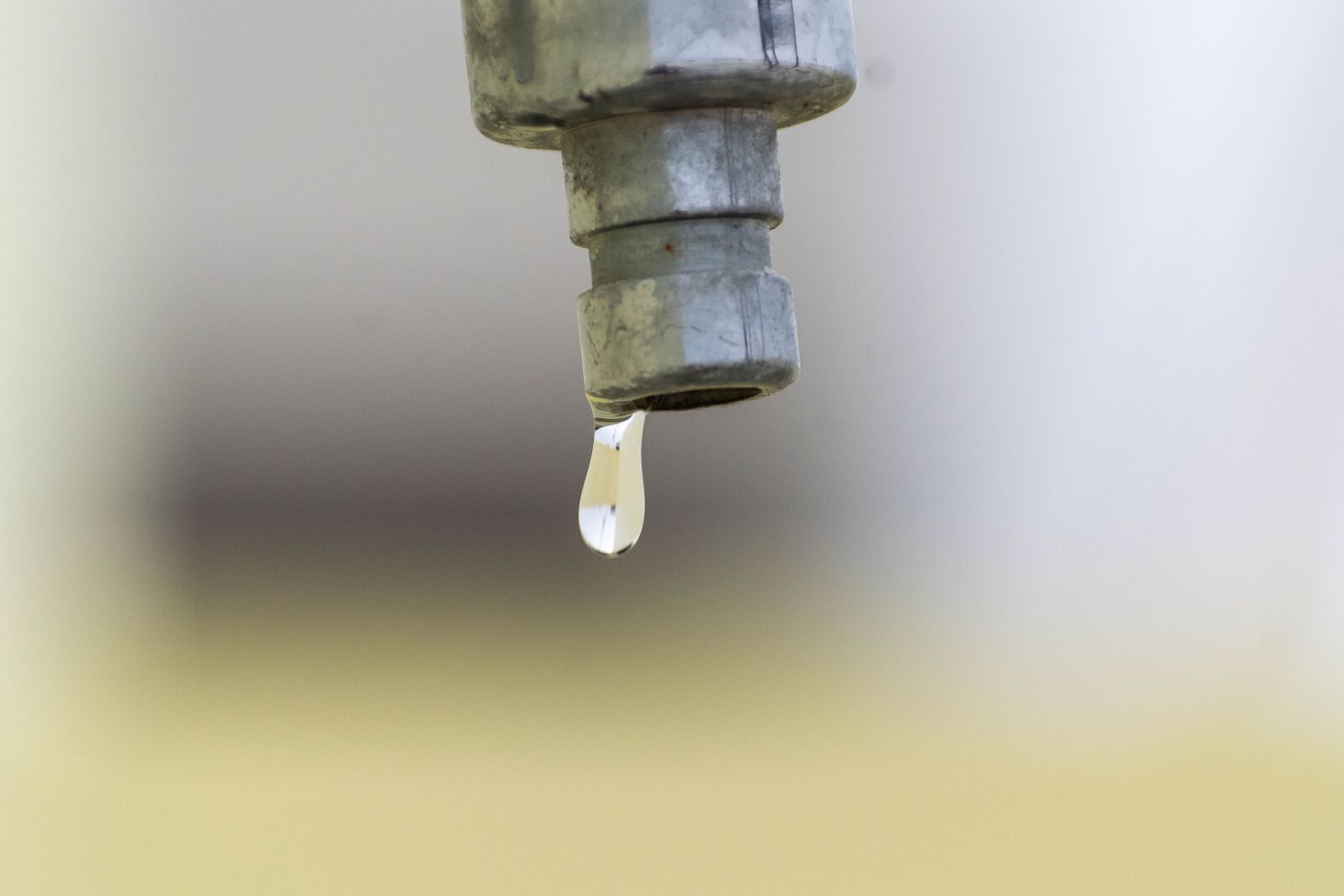 Nikon D3300 sample photo. Tap, metal, water photography