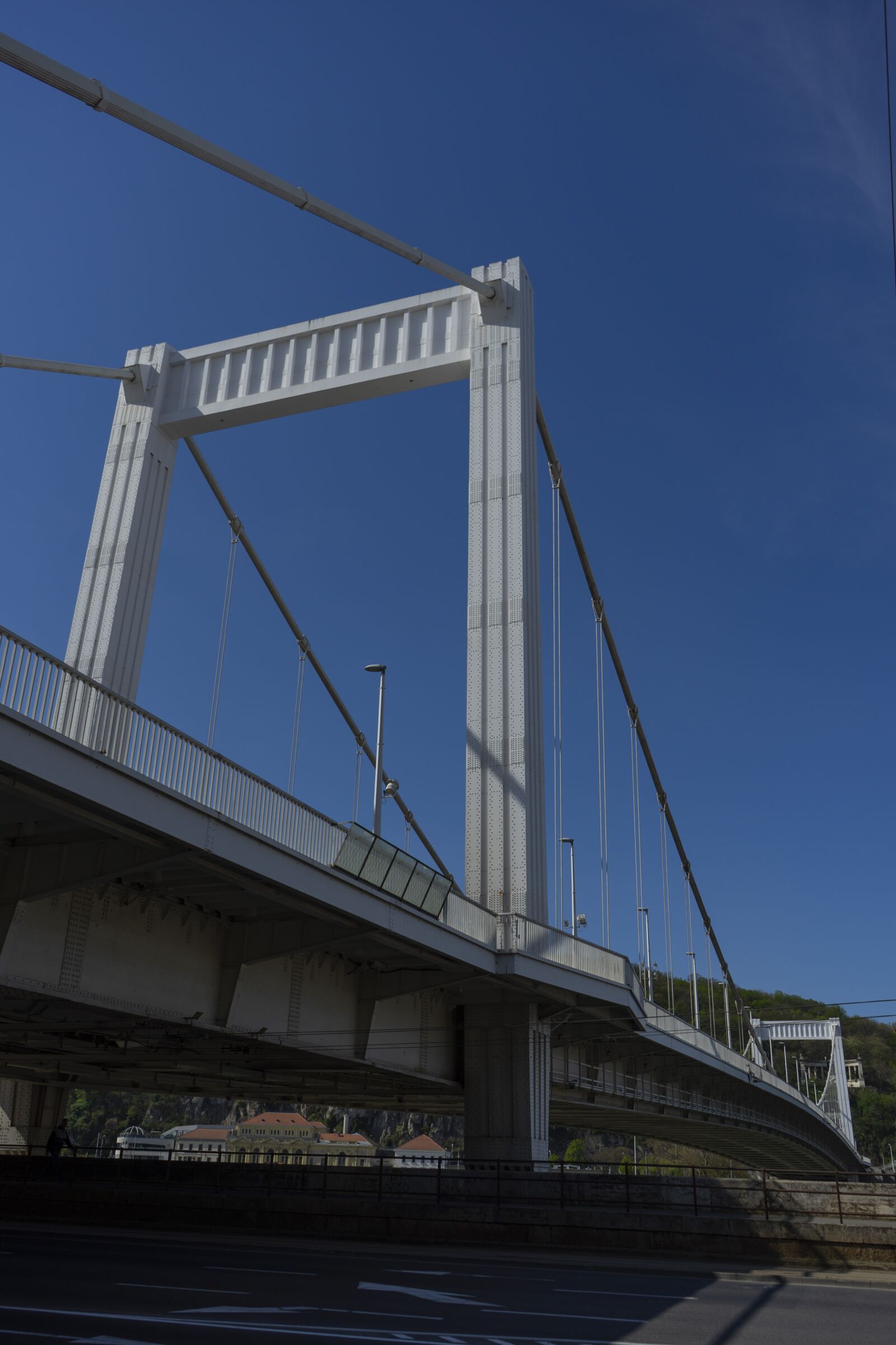 Sony a7 II + Sony FE 28-70mm F3.5-5.6 OSS sample photo. Bridge, budapest, hungary photography
