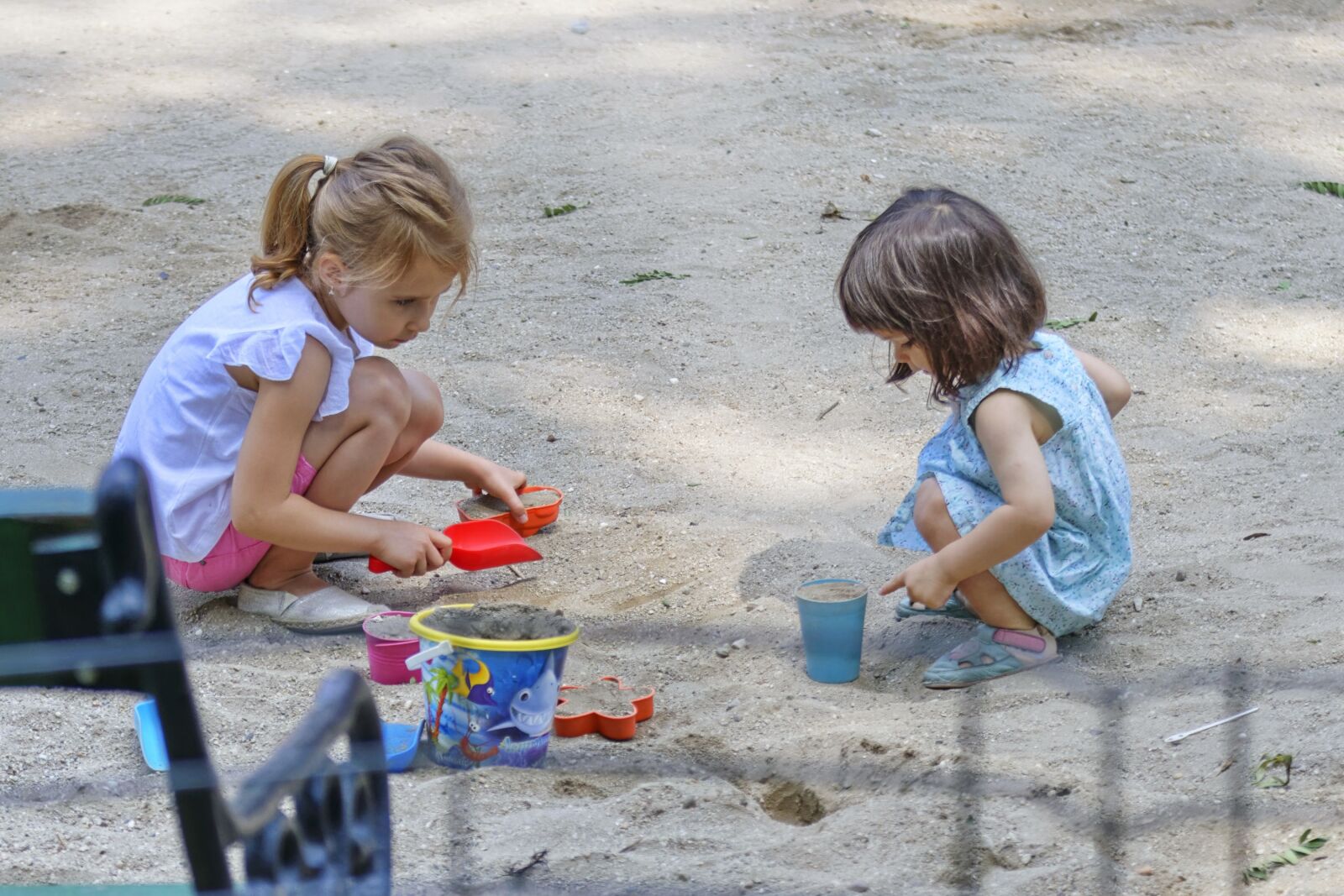 Nikon D5300 sample photo. Kids, little girls, play photography