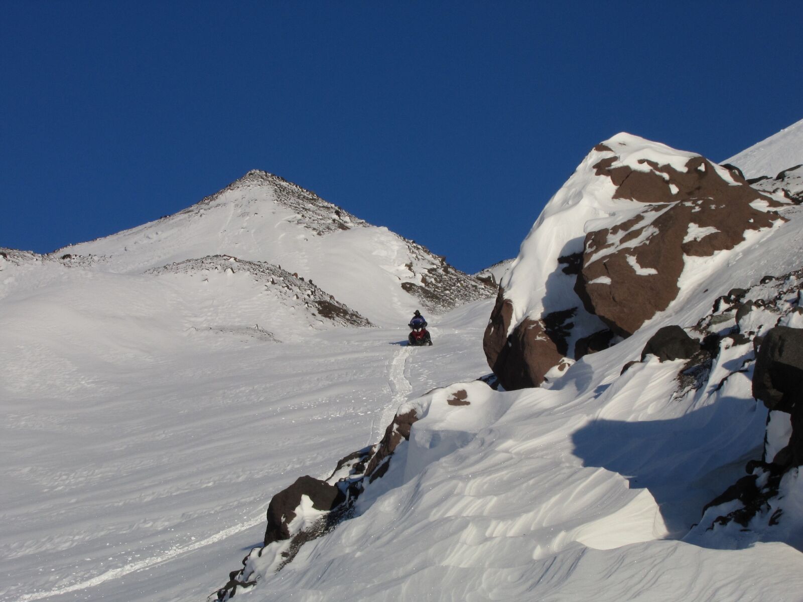 Canon PowerShot SX1 IS sample photo. The volcano avachinsky, kamchatka photography