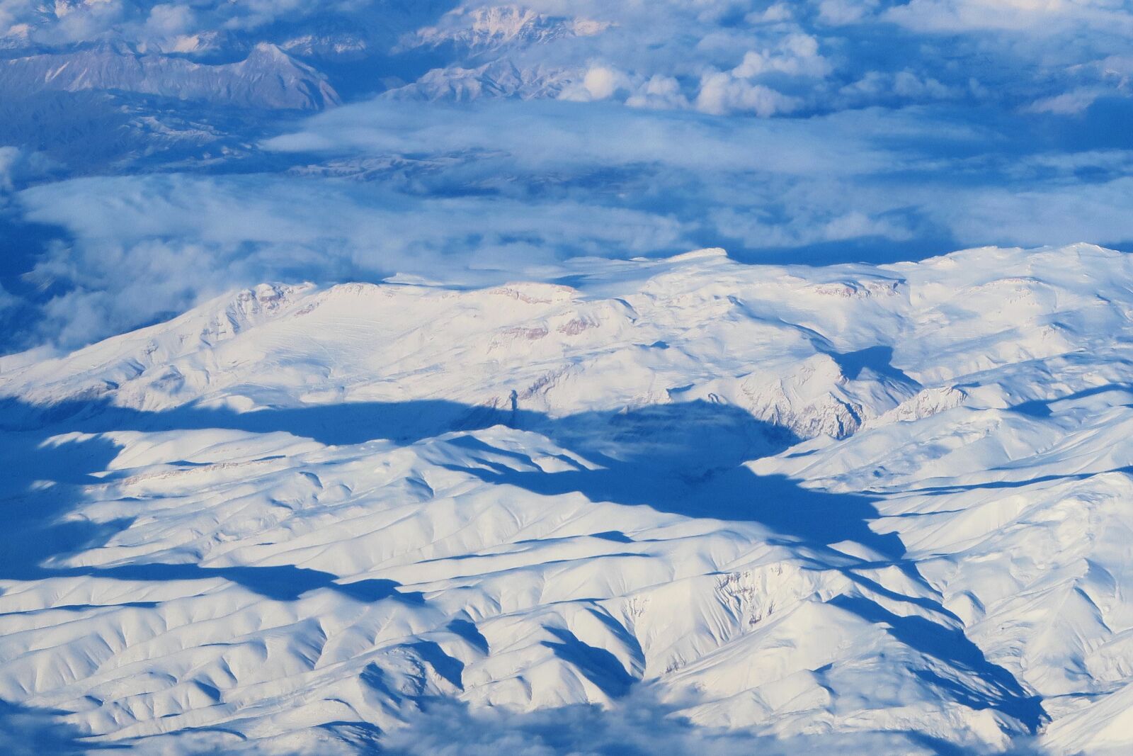 Canon PowerShot G7 X sample photo. Snowy mountains, winter, snow photography