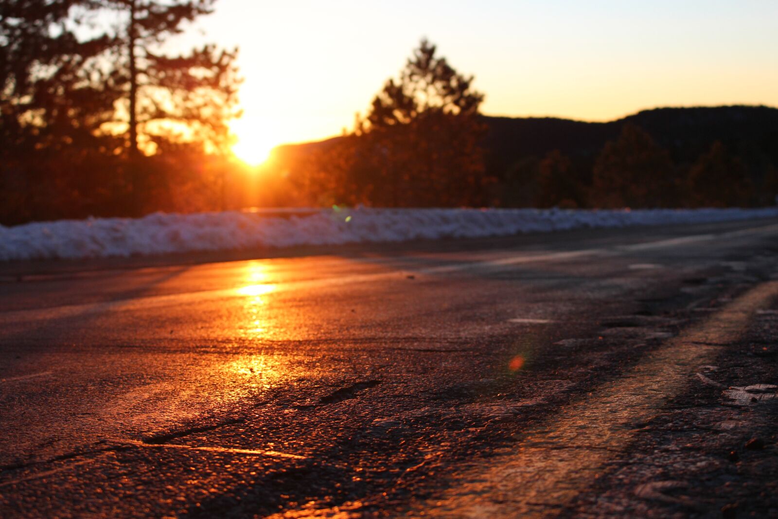 Canon EOS 100D (EOS Rebel SL1 / EOS Kiss X7) sample photo. Sunrise, sun, sky photography
