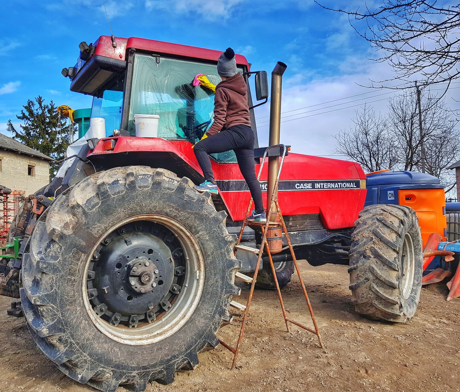 Samsung Galaxy S8 sample photo. Tractor, female farmer, rolnik photography