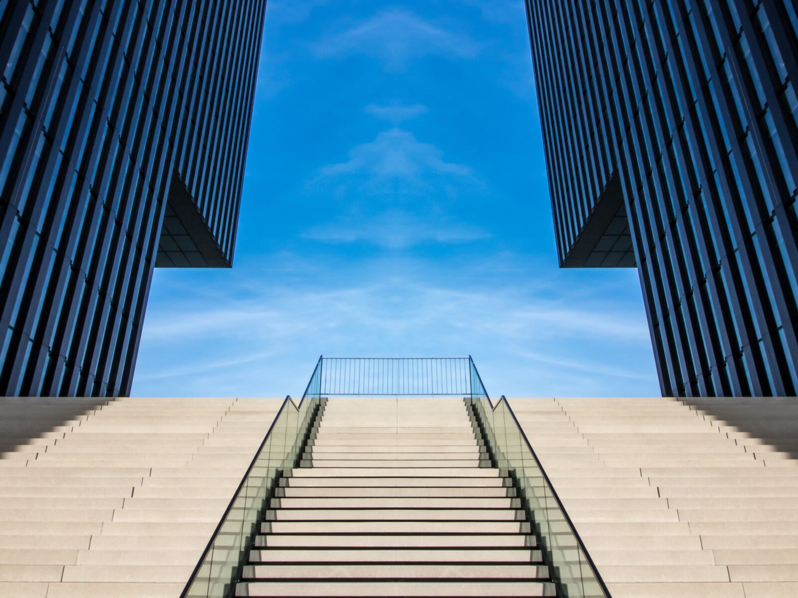 Canon EOS 80D sample photo. Düsseldorf, port, architecture photography