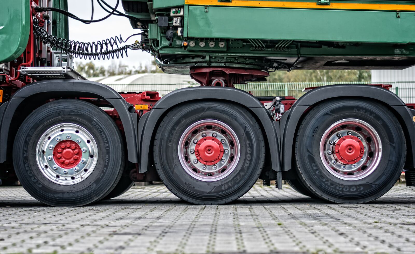 Nikon D3300 sample photo. Truck, mature, axis photography