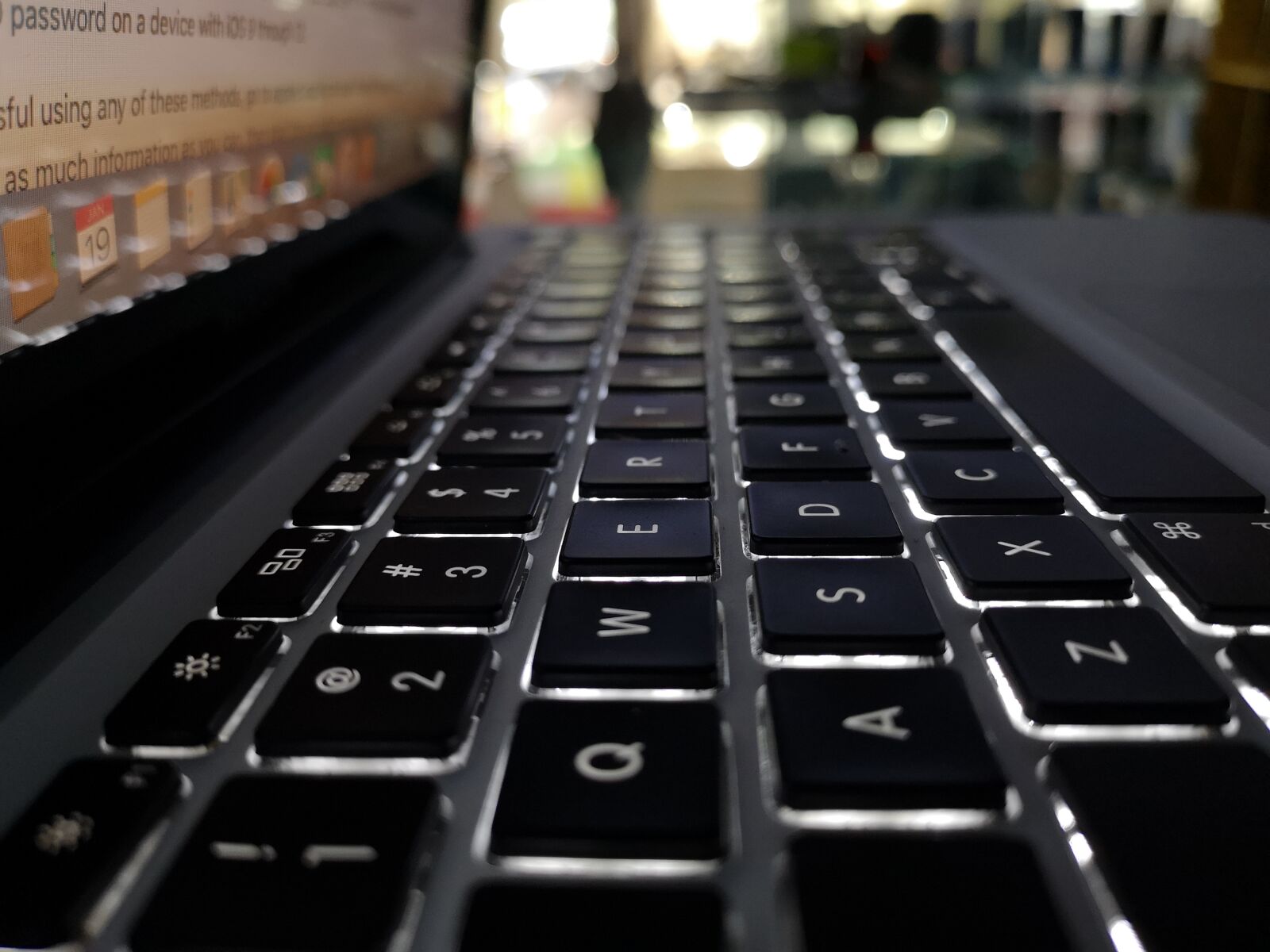 HUAWEI CLT-L29 sample photo. Macbook pro, blacklit keyboard photography