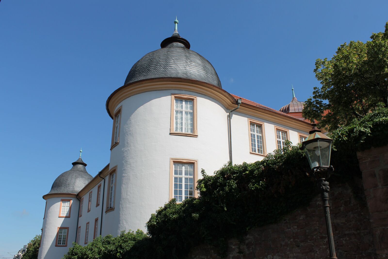 Canon EOS 1100D (EOS Rebel T3 / EOS Kiss X50) sample photo. Castle, ettlingen, historically photography