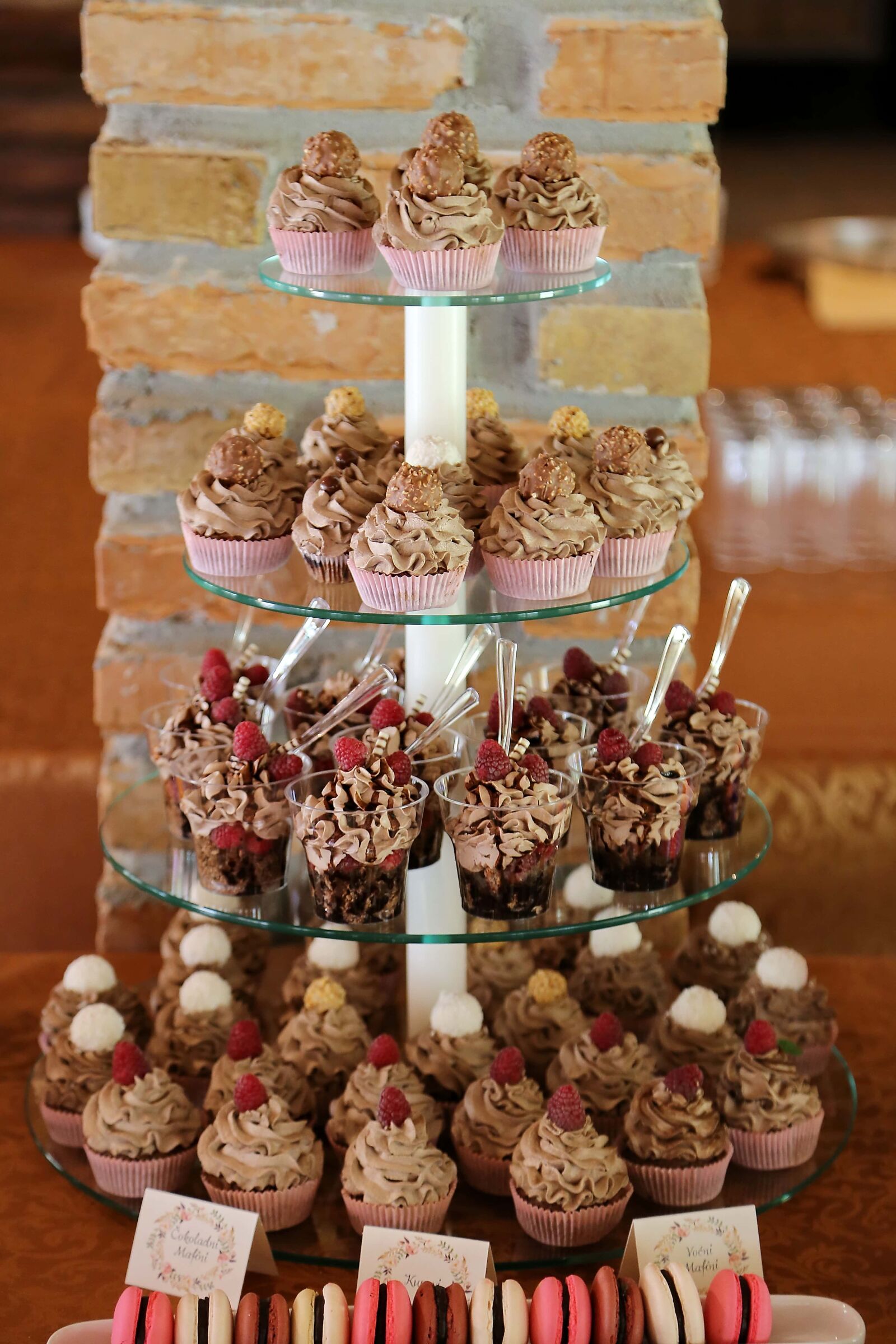 Canon EOS 6D sample photo. Raspberry, cupcake, icecream, chocolate photography