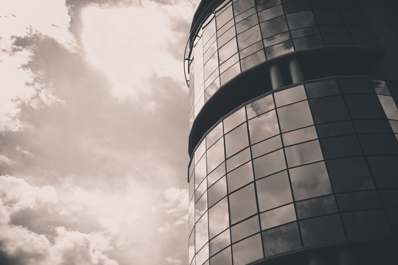 Canon EF 24-70mm F2.8L II USM sample photo. Sky, city, buildings photography