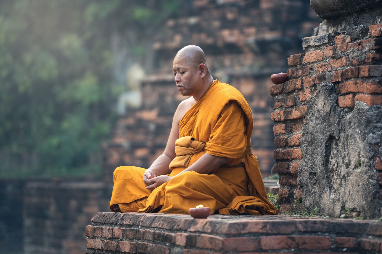 Nikon D810 sample photo. Buddhist, monk, sitting photography