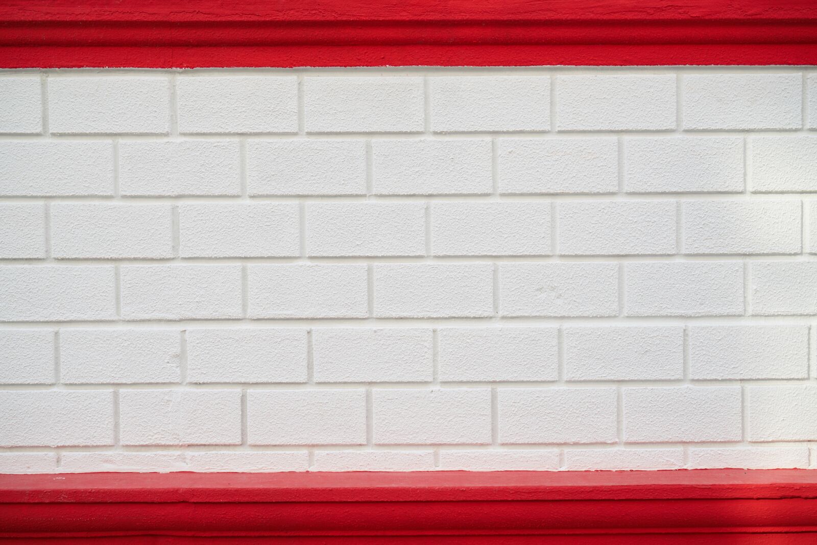 Sony a7R II sample photo. Wall, brick, white photography