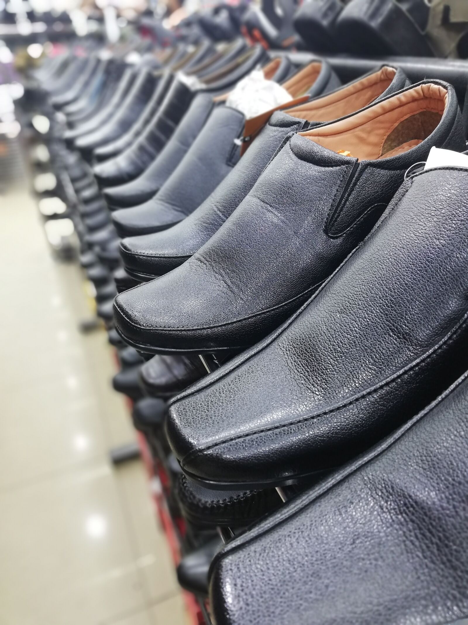 HUAWEI P20 lite sample photo. Shoes, market, shop photography
