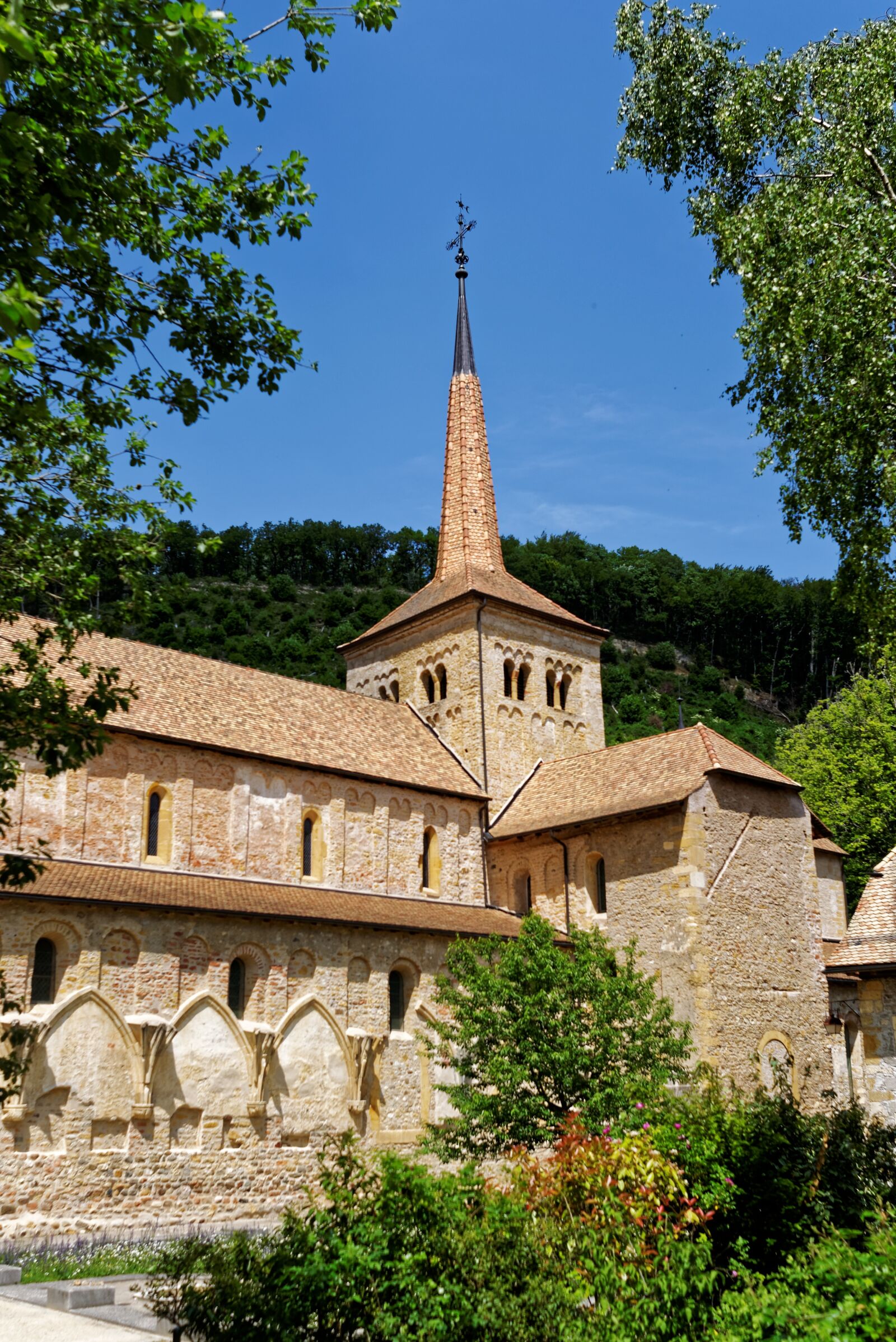 Nikon D90 sample photo. Romainmotier, switzerland, church photography
