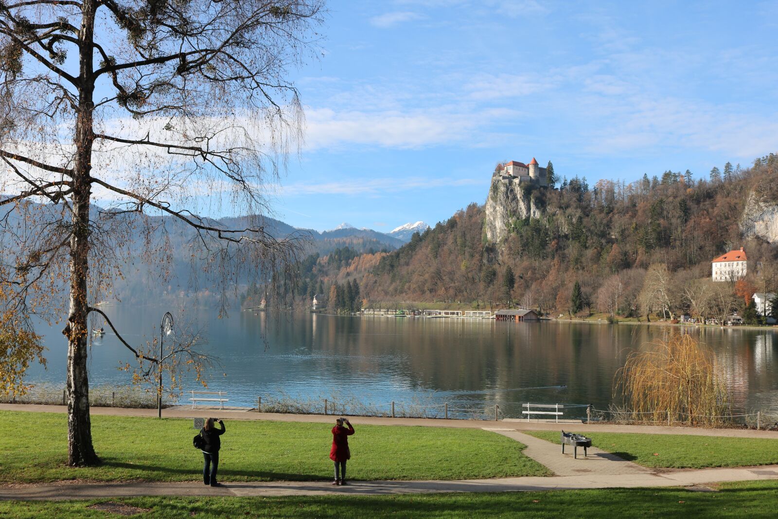Canon EOS 750D (EOS Rebel T6i / EOS Kiss X8i) sample photo. Bled, slovenia, lake photography