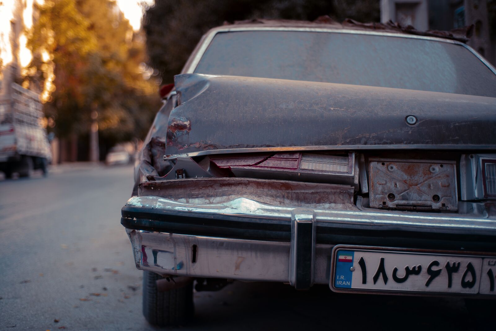 Nikon D750 sample photo. Car, old, accident photography