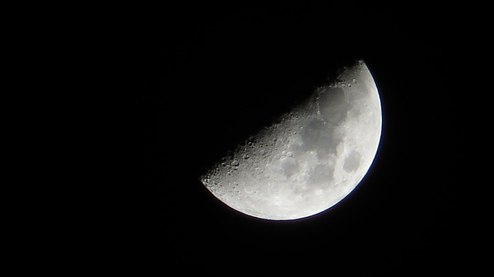 Canon PowerShot SX270 HS sample photo. Moon, night, dark photography