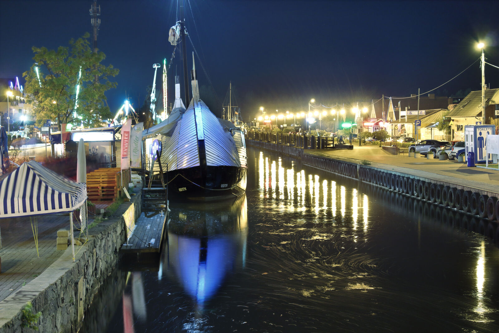 Canon EOS 1300D (EOS Rebel T6 / EOS Kiss X80) sample photo. Long, time, expo, night photography