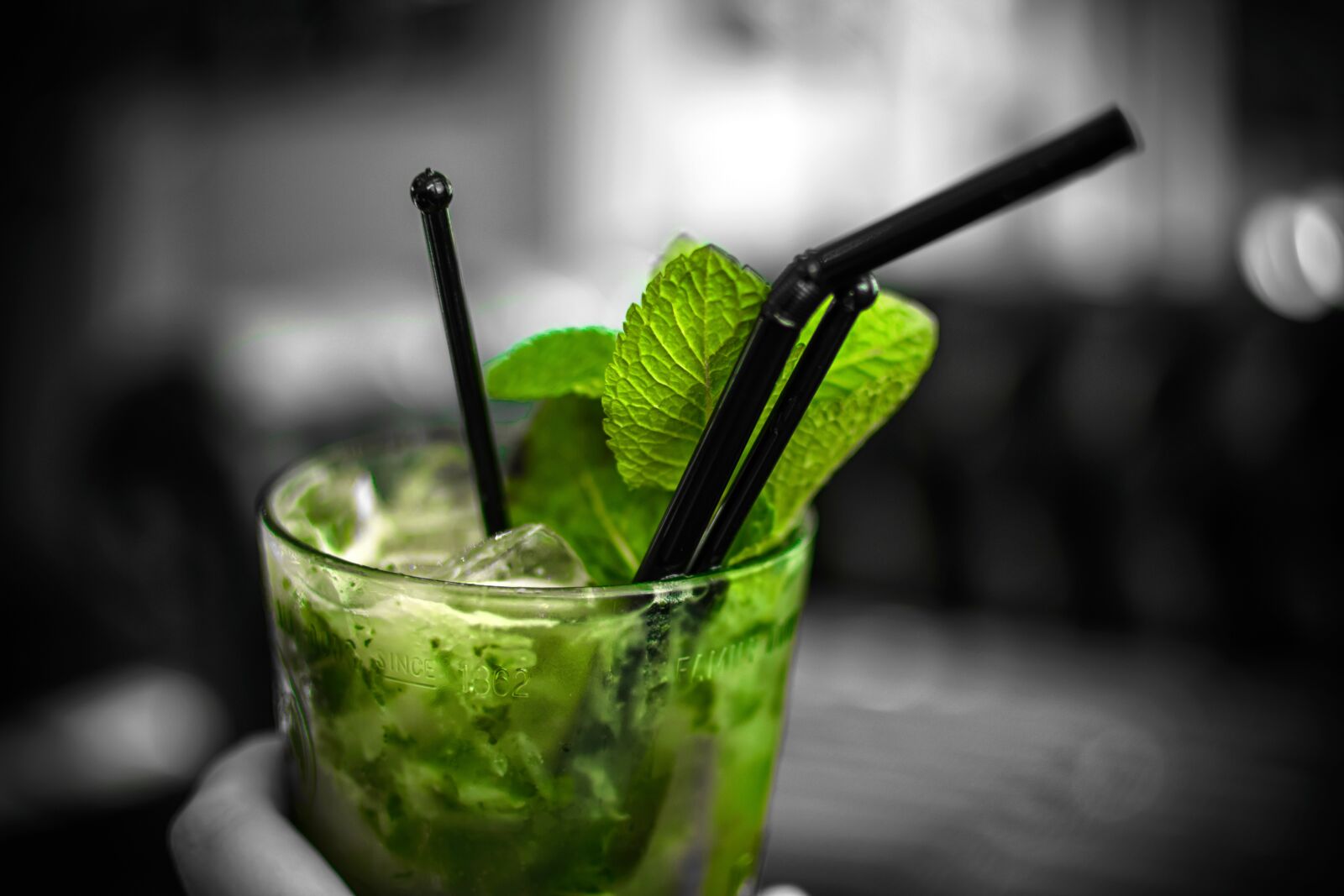Nikon D5500 sample photo. Glass, juice, ice photography